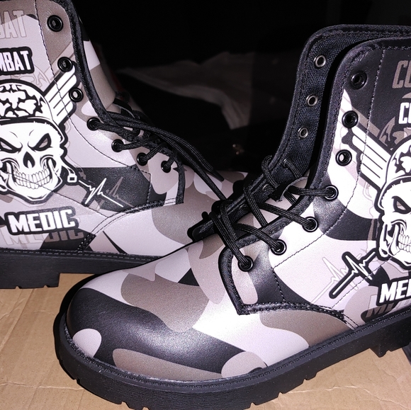 Combat boots - Picture 5 of 5